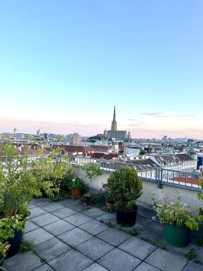 Central&Romantic View Wien Exterior foto